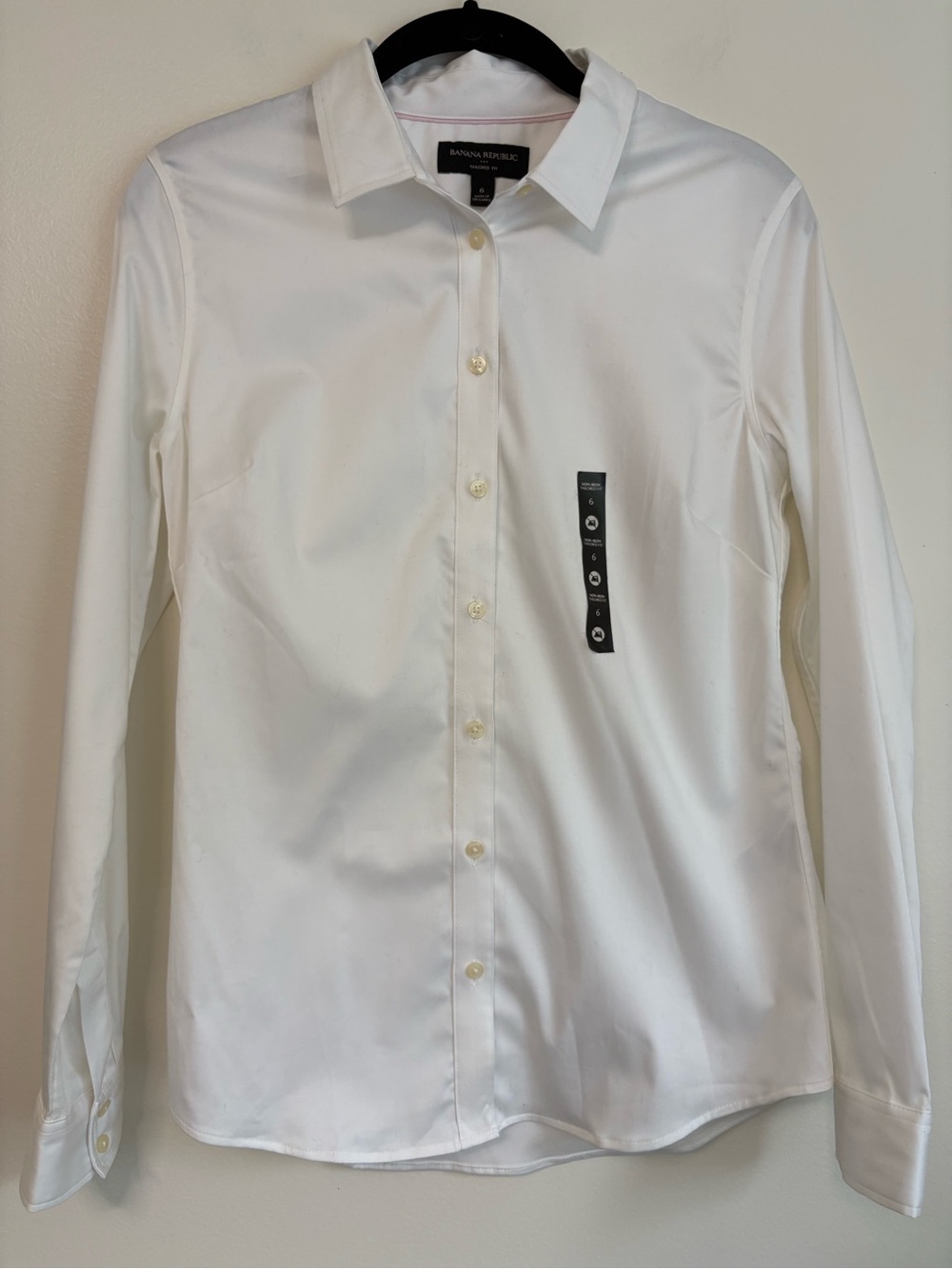 NWT Banana Republic Women’s Non Iron White Tailored Fit Dress Shirt Sz 6